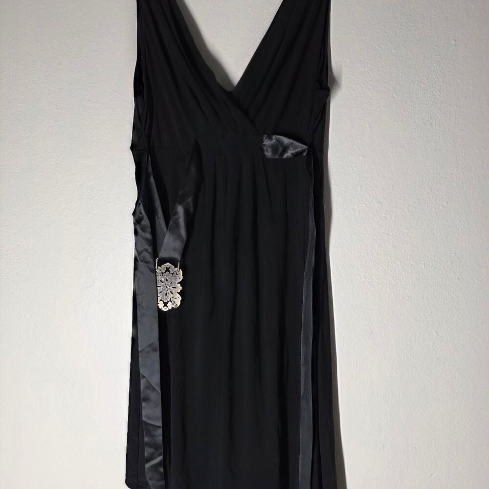 Scarlet Women's Black Dress